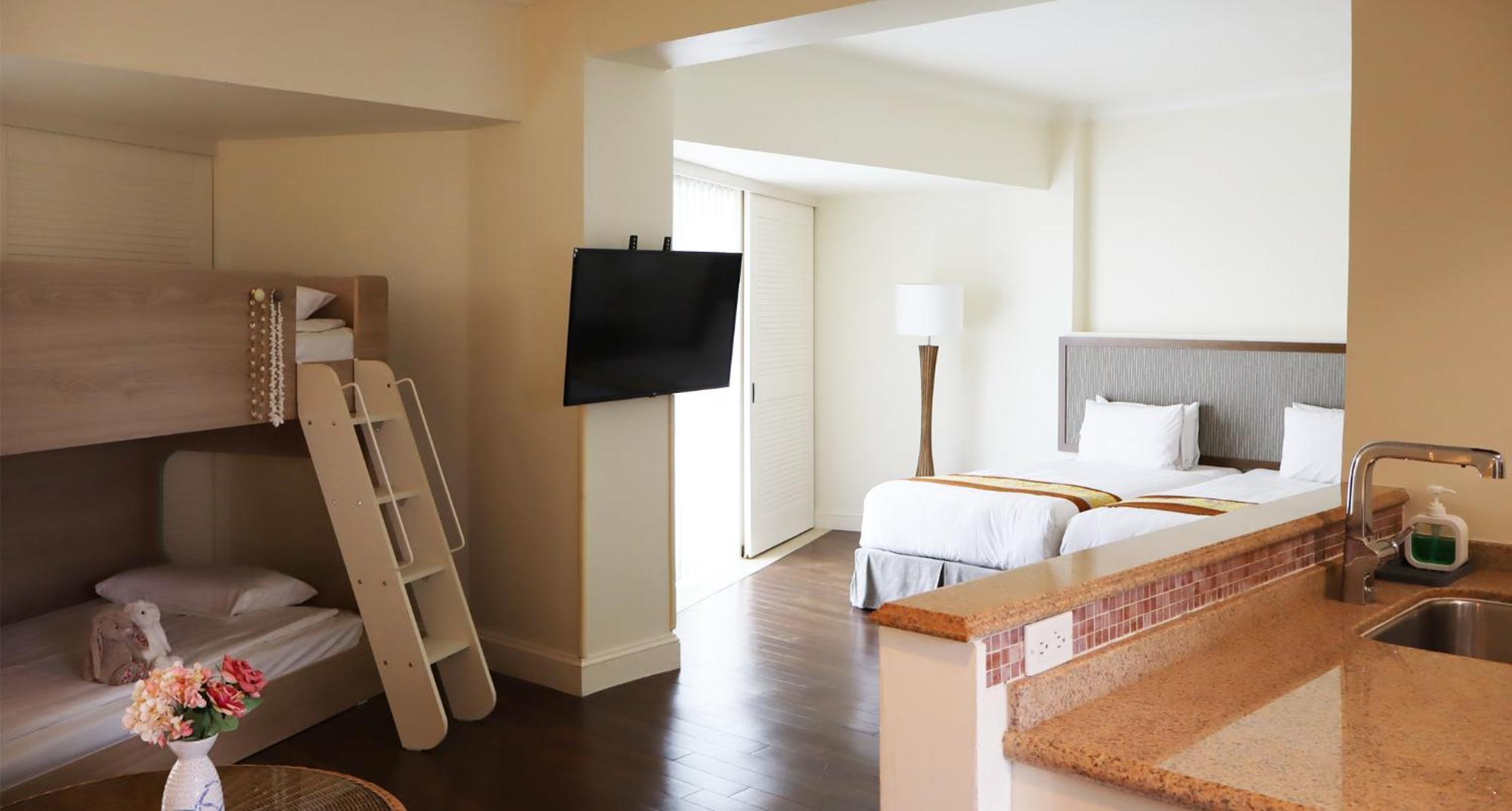 Lotte Hotel Guam Tumon Εξωτερικό φωτογραφία